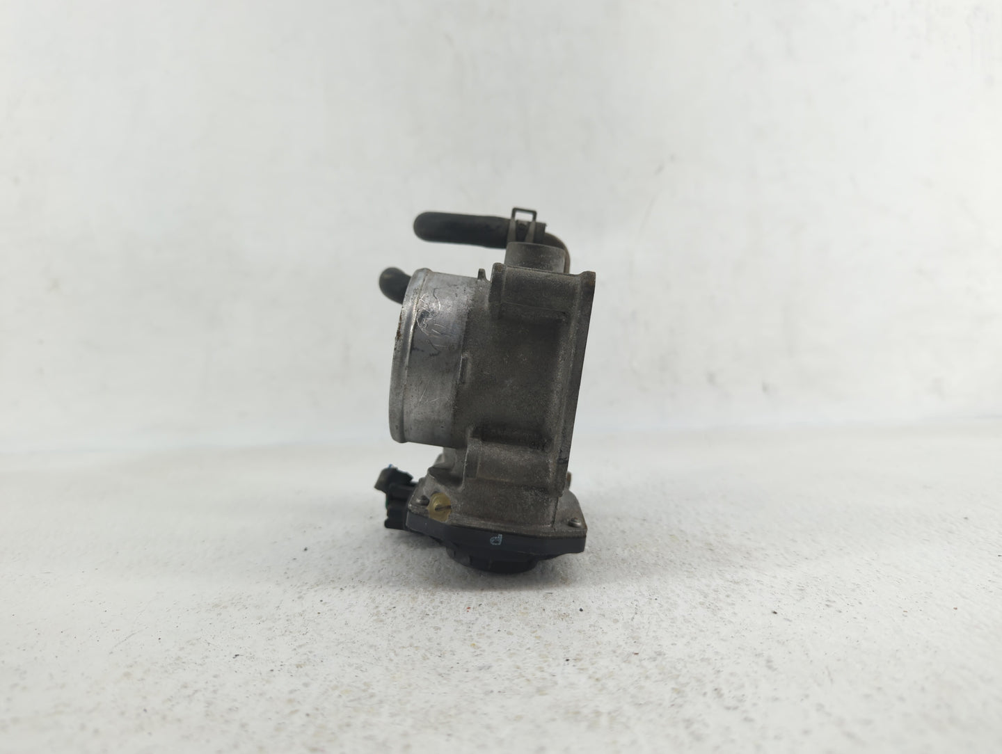 2014-2019 Nissan Rogue Throttle Body P/N:3TA60-01 C 3TA60-01 B, 3TA60-01 A Fits Fits 2013 2014 2015 2016 2017 2018 2019 OEM 