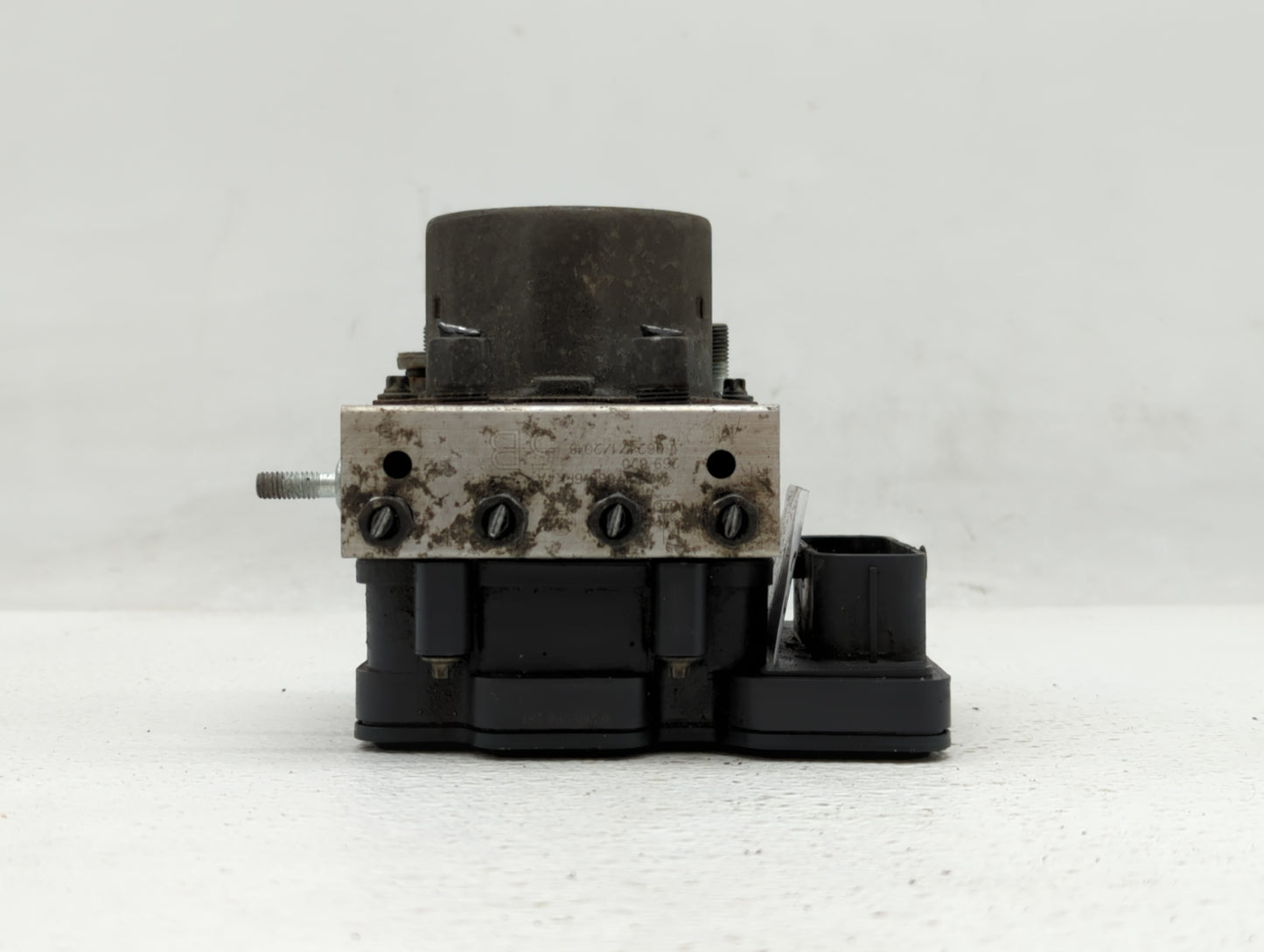 2016 Nissan Rogue ABS Pump Control Module Replacement P/N:47660 6FK4A 47660 6MA2A Fits OEM Used Auto Parts - Oemusedautopart