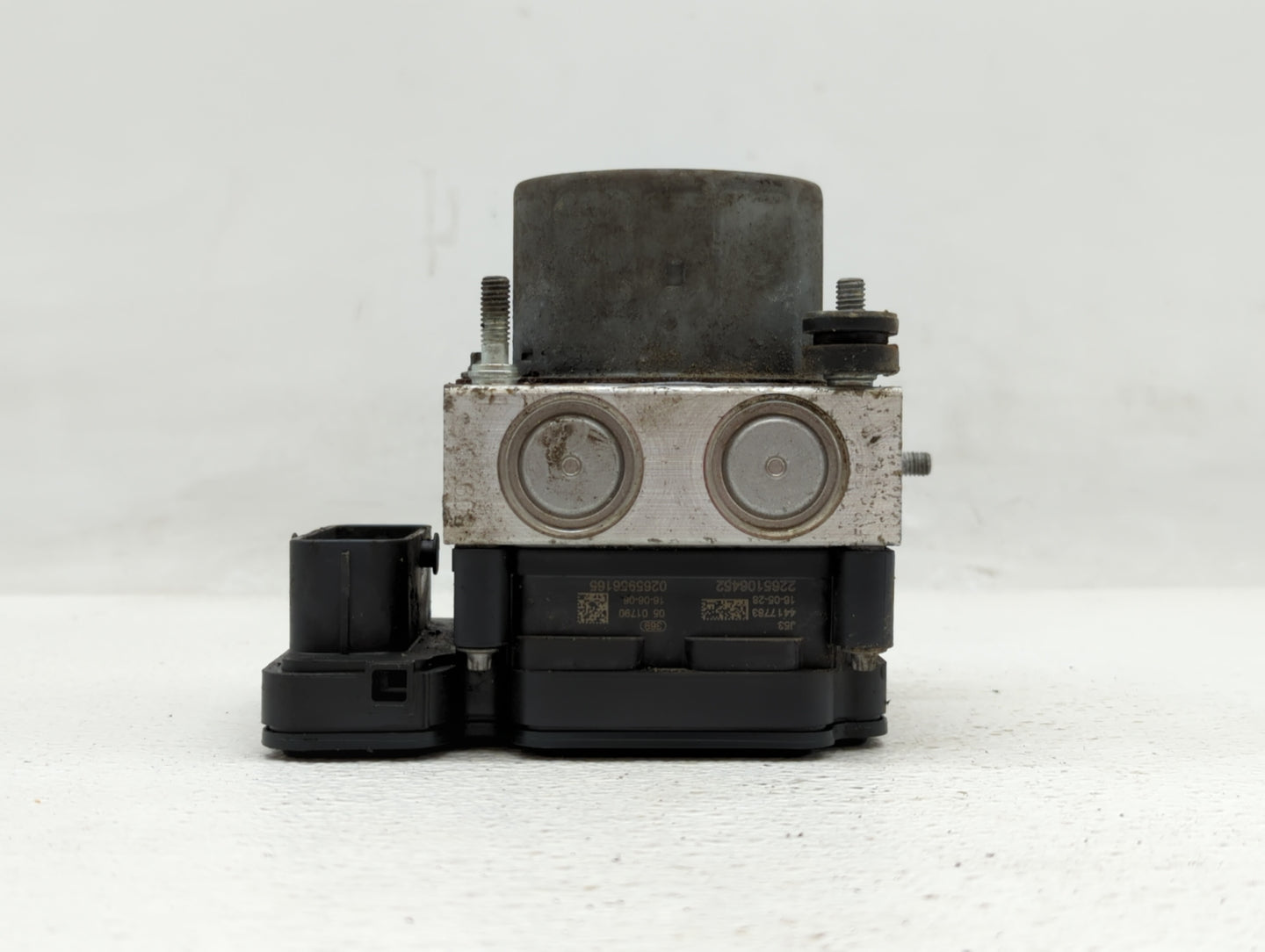 2016 Nissan Rogue ABS Pump Control Module Replacement P/N:47660 6FK4A 47660 6MA2A Fits OEM Used Auto Parts - Oemusedautopart