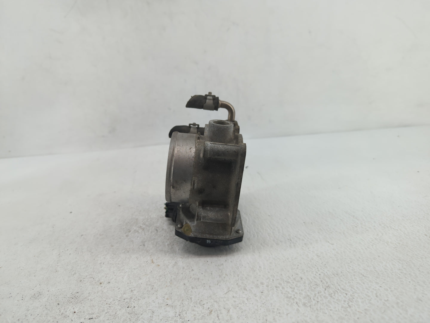 2014-2019 Nissan Rogue Throttle Body P/N:3TA60-01 C 3TA60-01 B, 3TA60-01 A Fits Fits 2013 2014 2015 2016 2017 2018 2019 OEM 