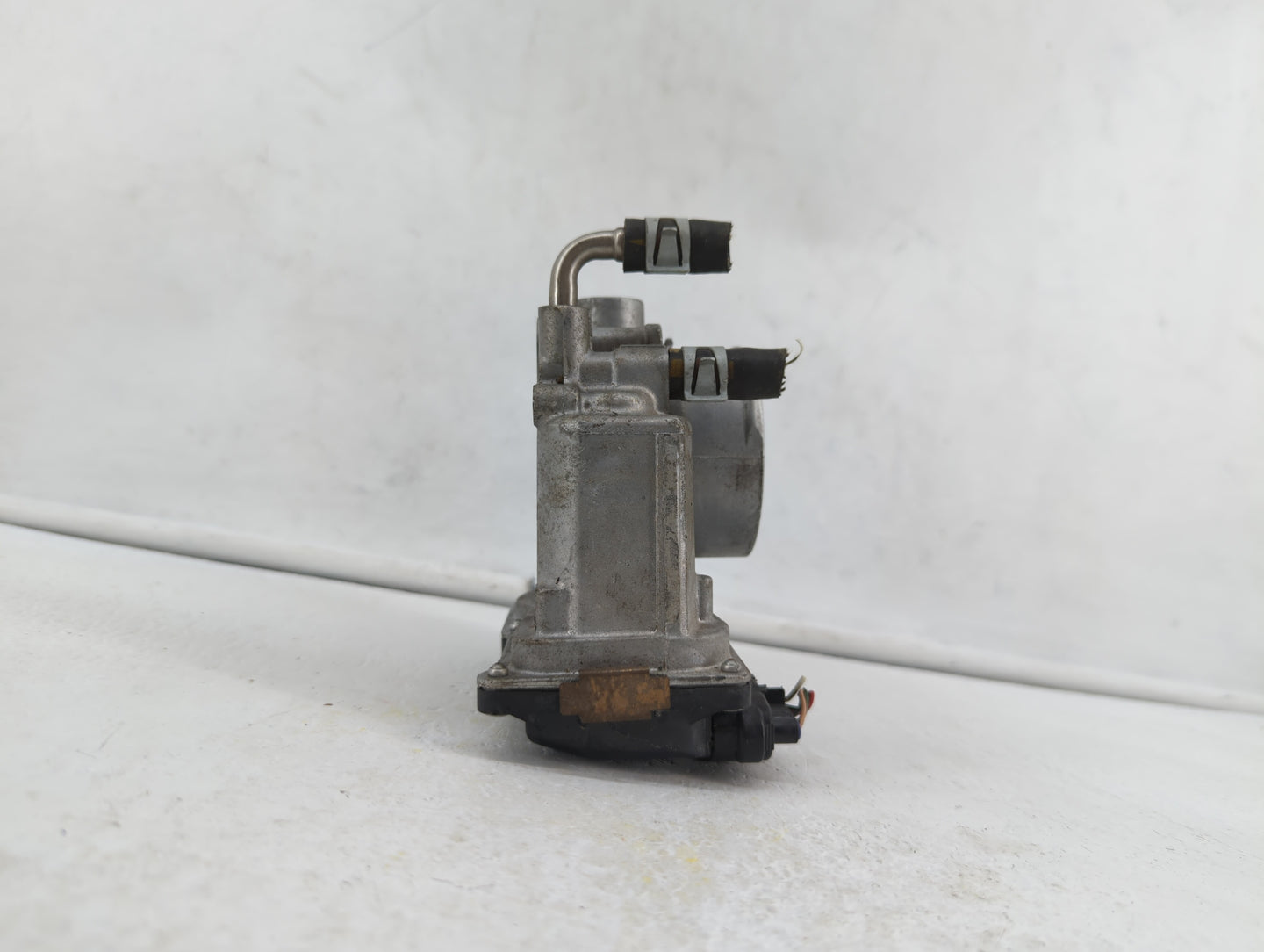 2014-2019 Nissan Rogue Throttle Body P/N:3TA60-01 C 3TA60-01 B, 3TA60-01 A Fits Fits 2013 2014 2015 2016 2017 2018 2019 OEM 
