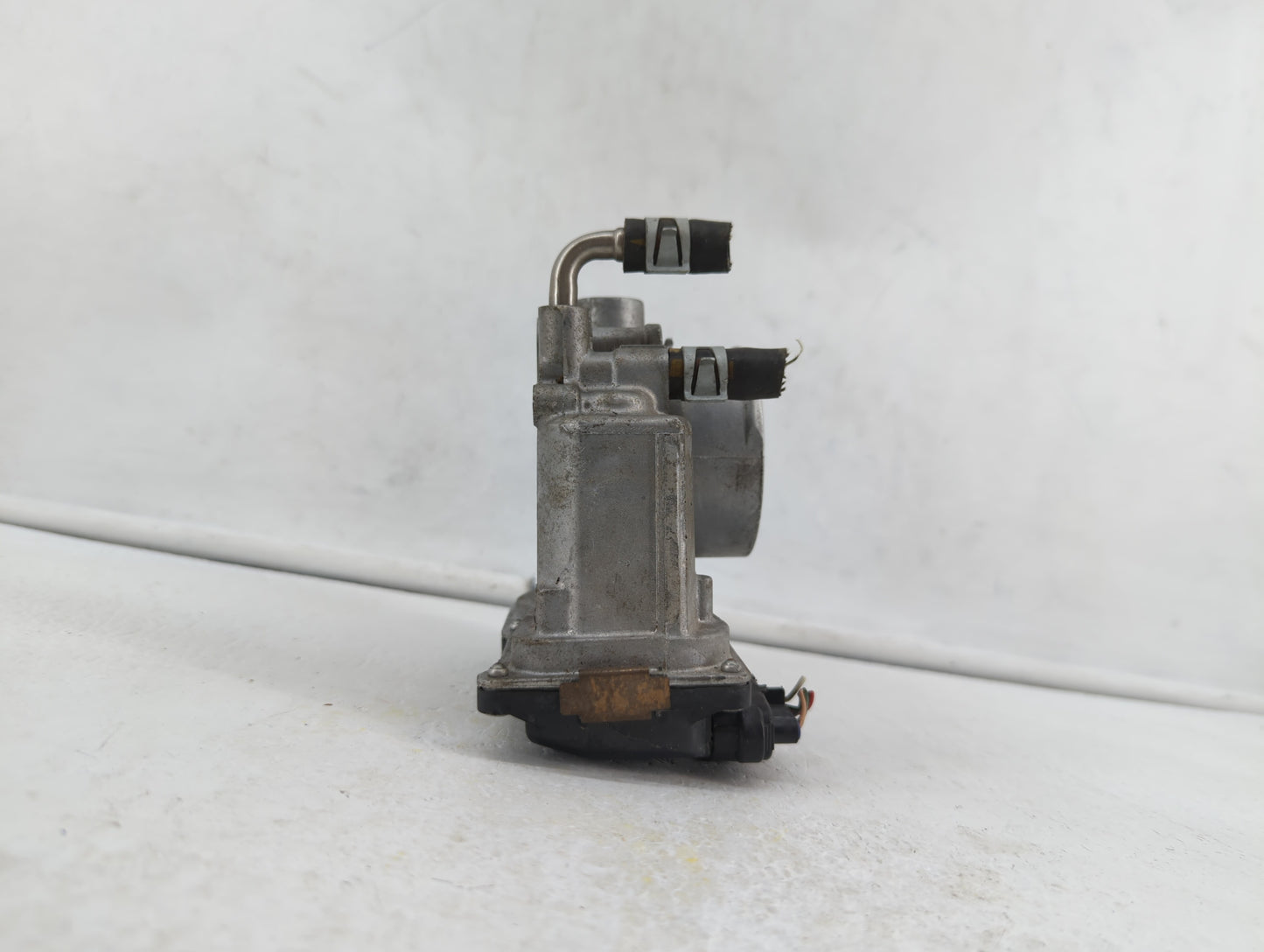 2014-2019 Nissan Rogue Throttle Body P/N:3TA60-01 C 3TA60-01 B, 3TA60-01 A Fits Fits 2013 2014 2015 2016 2017 2018 2019 OEM 