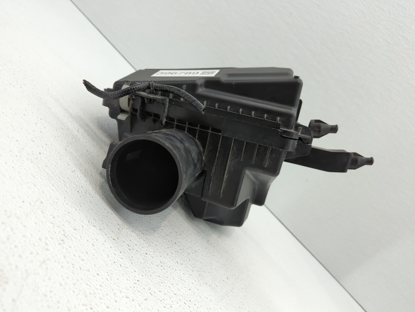 2016 Nissan Rogue Air Cleaner Intake-duct Hose Tube - Oemusedautoparts1.com