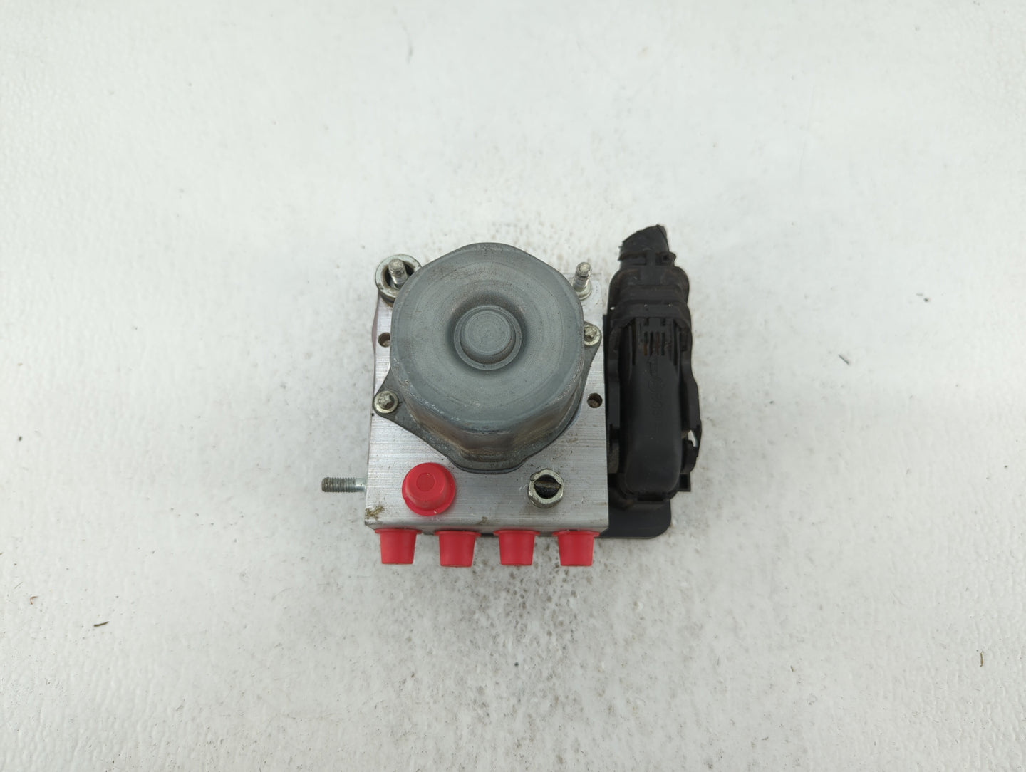 2016 Nissan Rogue ABS Pump Control Module Replacement P/N:47660 6FK2A 47660 2765A Fits OEM Used Auto Parts - Oemusedautopart