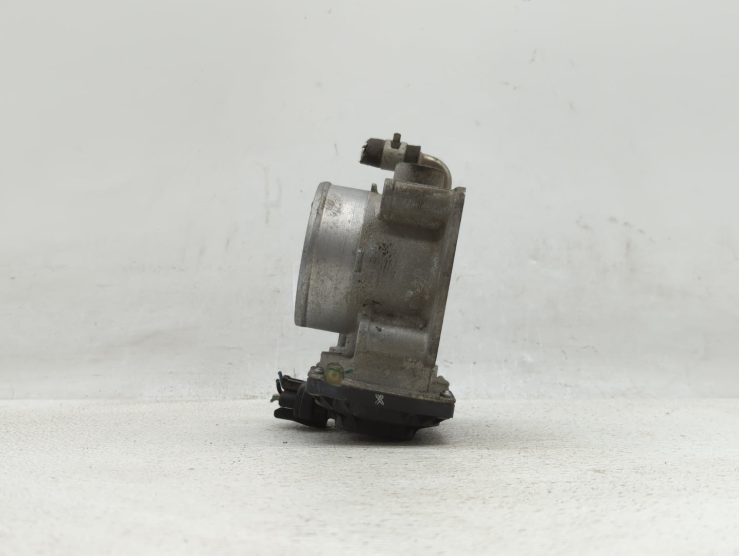 2014-2019 Nissan Rogue Throttle Body P/N:3TA60-01 C 3TA60-01 B, 3TA60-01 A Fits Fits 2013 2014 2015 2016 2017 2018 2019 OEM 