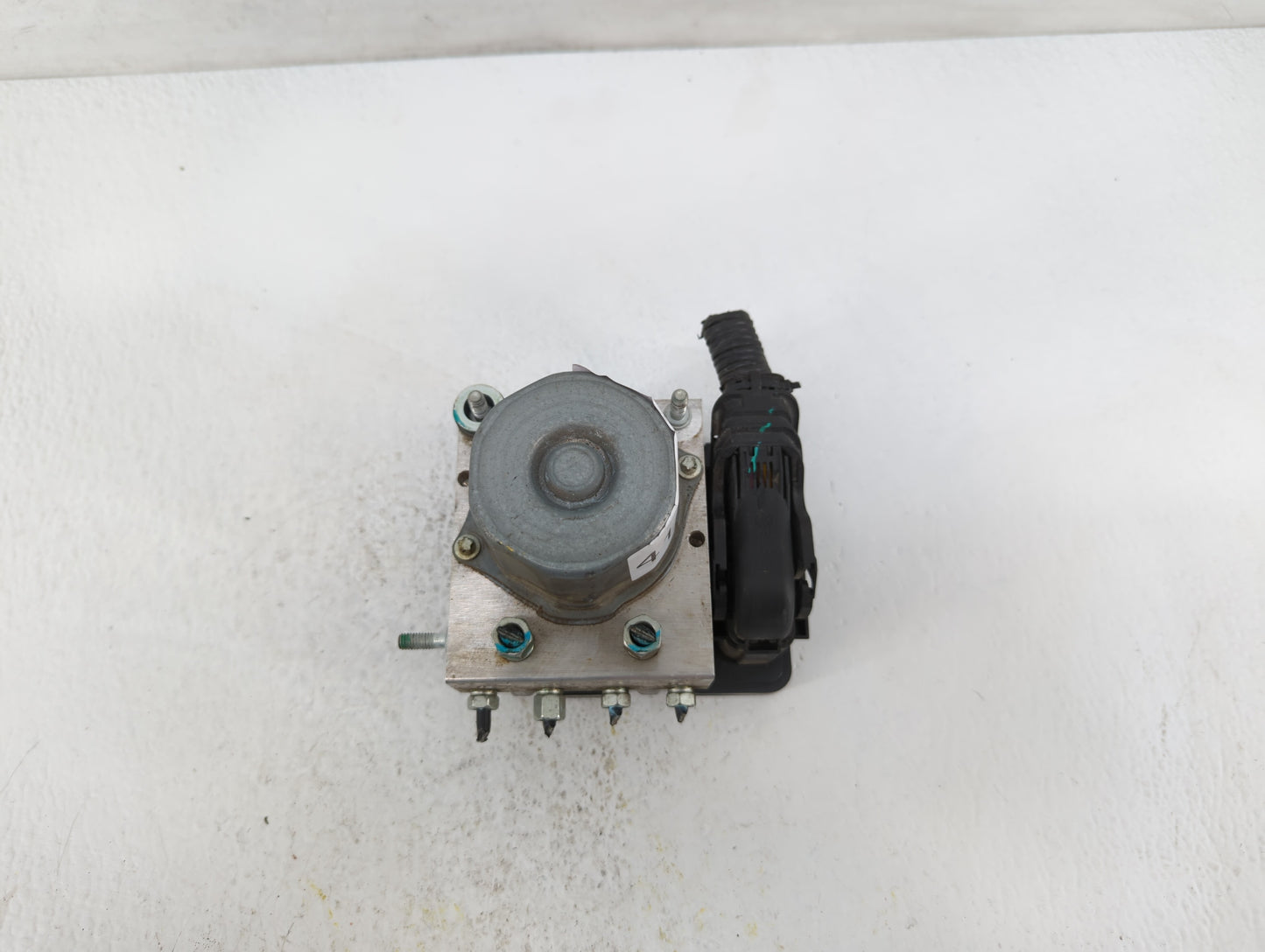 2015-2016 Nissan Rogue ABS Pump Control Module Replacement P/N:47660 5HA0A 47660 5HA1A Fits Fits 2015 2016 OEM Used Auto Par