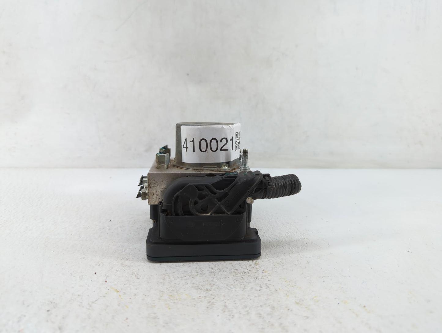 2015-2016 Nissan Rogue ABS Pump Control Module Replacement P/N:47660 5HA0A 47660 5HA1A Fits Fits 2015 2016 OEM Used Auto Par