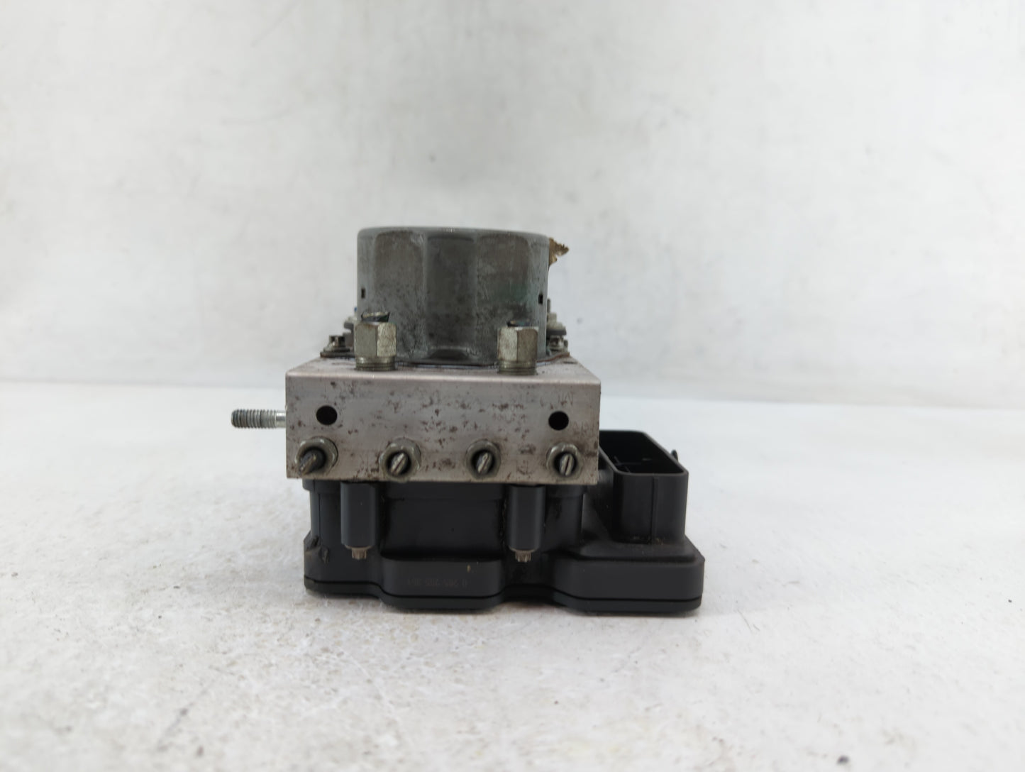 2016 Nissan Rogue ABS Pump Control Module Replacement P/N:47660 9TB0C 47660 9TB0A Fits OEM Used Auto Parts - Oemusedautopart
