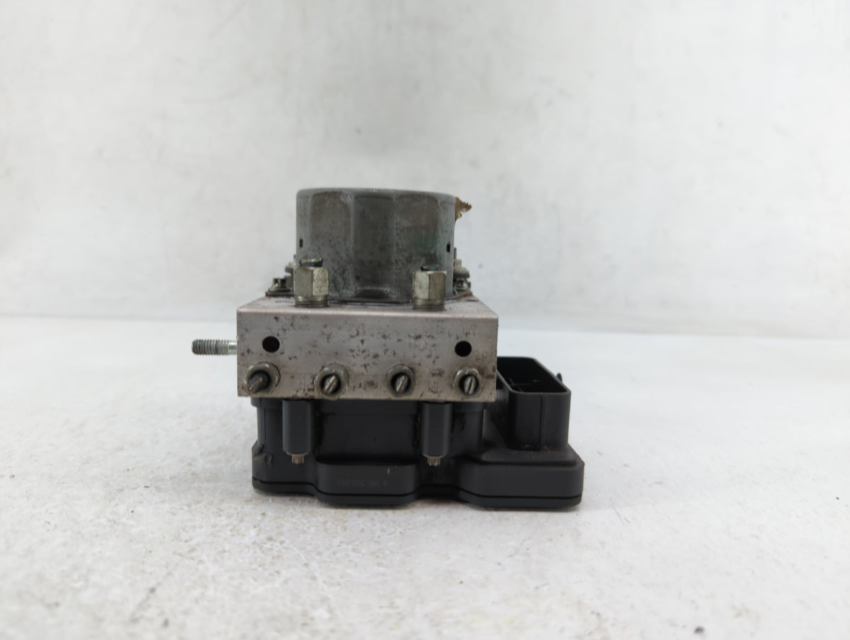 2016 Nissan Rogue Anti-Lock Brake ABS Pump Module Actuator OEM P/N:47660 9TB0C 47660 9TB0A Fits OEM Used Auto Parts - Oemuse