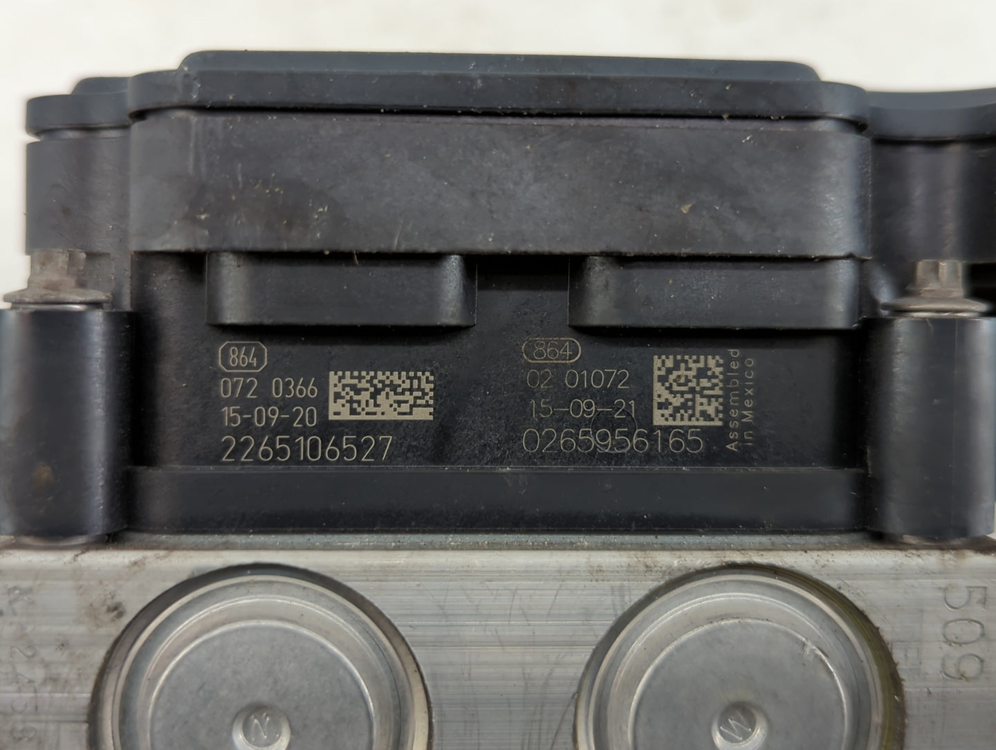 2016 Nissan Rogue ABS Pump Control Module Replacement P/N:47660 9TB0C Fits OEM Used Auto Parts - Oemusedautoparts1.com