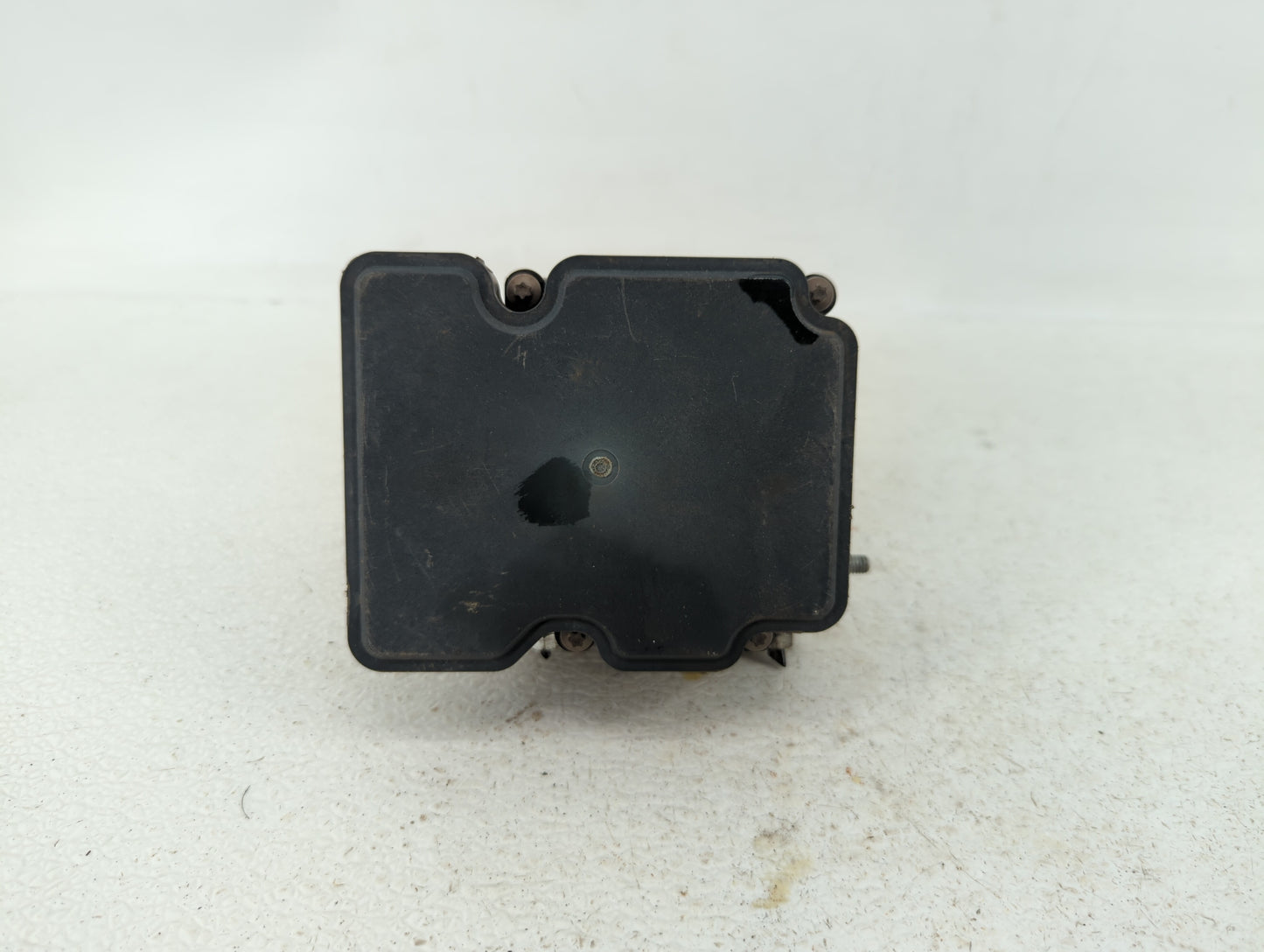 2016 Nissan Rogue ABS Pump Control Module Replacement P/N:47660-9TB0B Fits OEM Used Auto Parts - Oemusedautoparts1.com