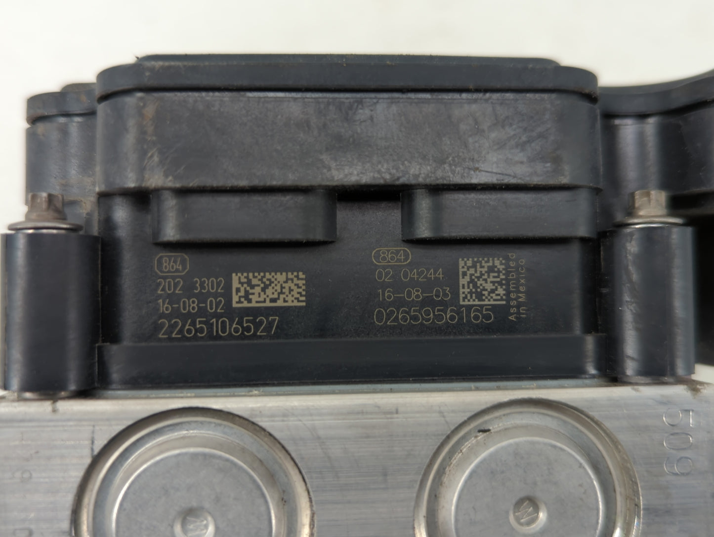 2016 Nissan Rogue ABS Pump Control Module Replacement P/N:47660-9TB0B Fits OEM Used Auto Parts - Oemusedautoparts1.com