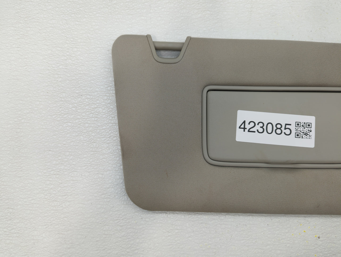 2014-2017 Nissan Rogue Sun Visor Shade Replacement Passenger Right Mirror Fits Fits 2014 2015 2016 2017 OEM Used Auto Parts 