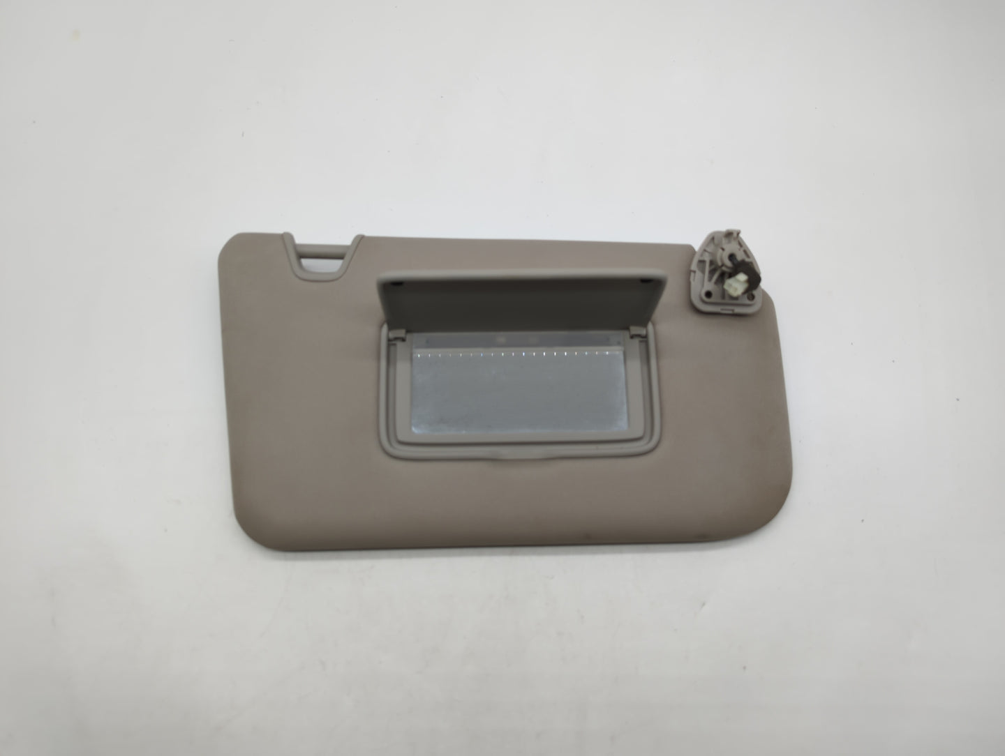 2014-2017 Nissan Rogue Sun Visor Shade Replacement Passenger Right Mirror Fits Fits 2014 2015 2016 2017 OEM Used Auto Parts 