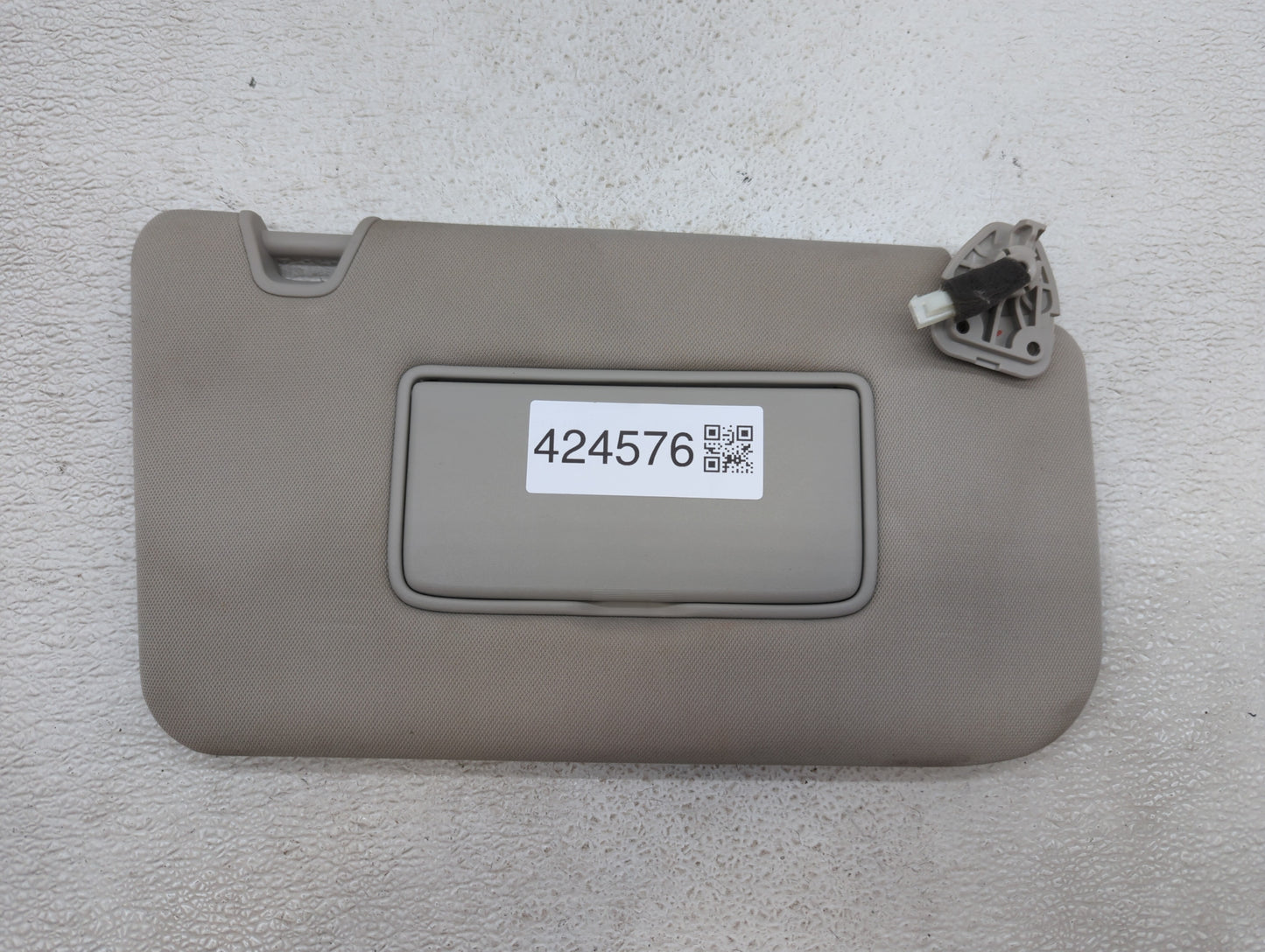 2014-2017 Nissan Rogue Sun Visor Shade Replacement Passenger Right Mirror Fits Fits 2014 2015 2016 2017 OEM Used Auto Parts 