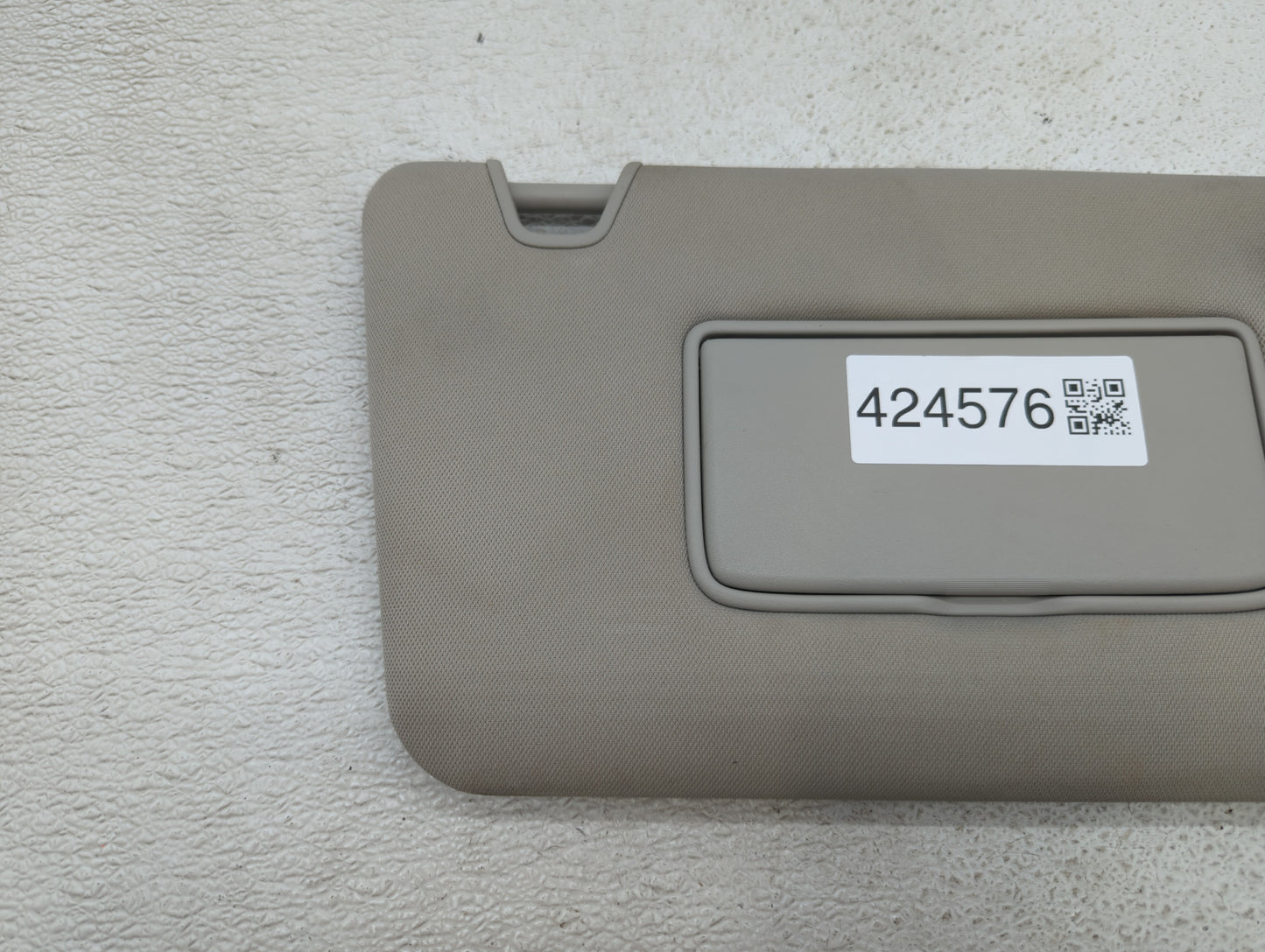 2014-2017 Nissan Rogue Sun Visor Shade Replacement Passenger Right Mirror Fits Fits 2014 2015 2016 2017 OEM Used Auto Parts 