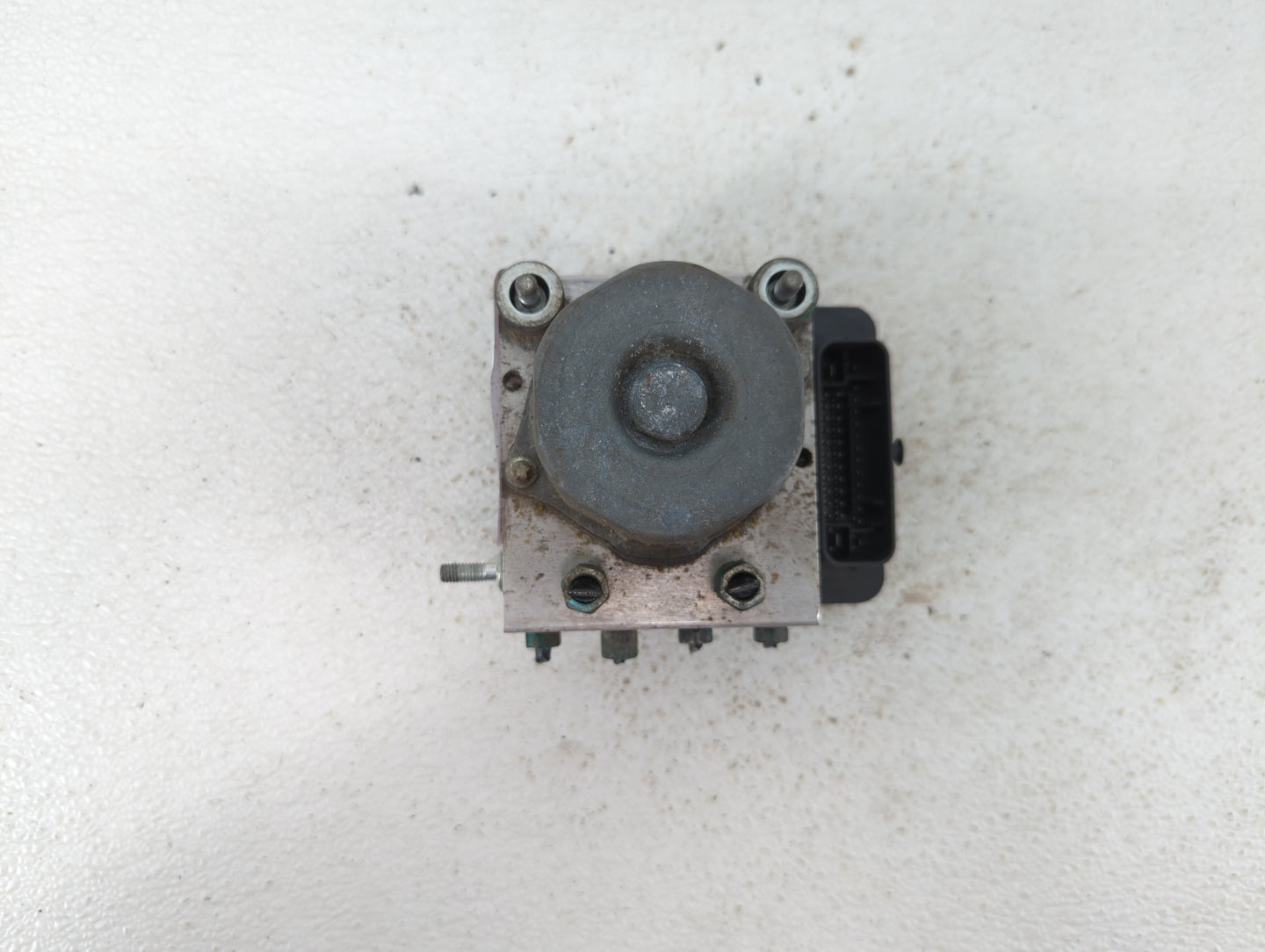 2015-2016 Nissan Rogue ABS Pump Control Module Replacement P/N:47660 5HA0A 47660 5HA1A Fits Fits 2015 2016 OEM Used Auto Par