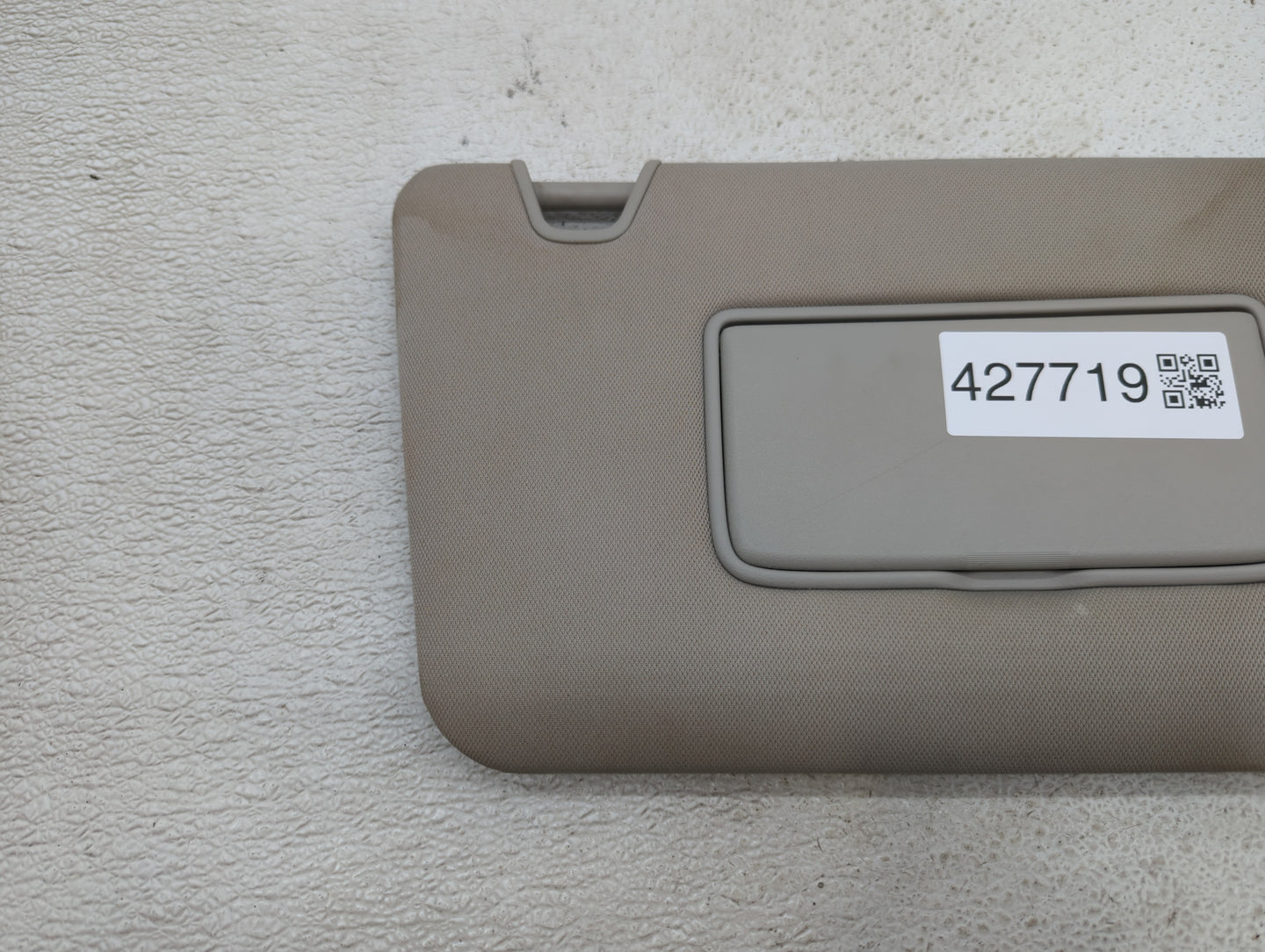 2014-2017 Nissan Rogue Sun Visor Shade Replacement Passenger Right Mirror Fits Fits 2014 2015 2016 2017 OEM Used Auto Parts 