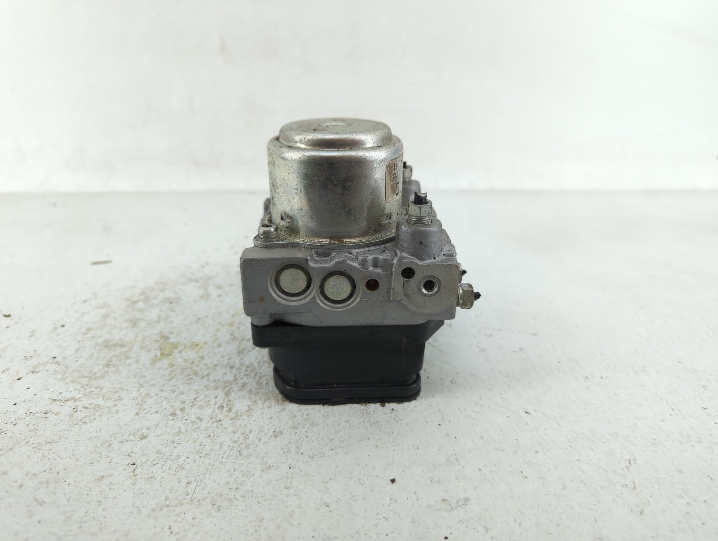 2015-2016 Nissan Rogue ABS Pump Control Module Replacement P/N:47660 5HA1A 47660 5HA0A Fits Fits 2015 2016 OEM Used Auto Par