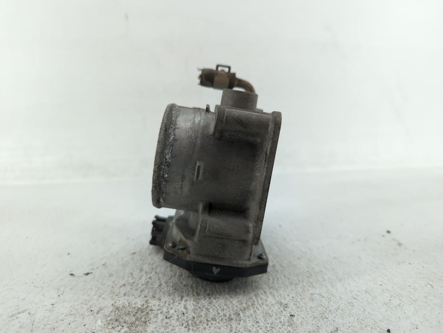 2014-2020 Nissan Rogue Throttle Body P/N:3TA60-01 A Fits Fits 2013 2014 2015 2016 2017 2018 2019 2020 OEM Used Auto Parts - 