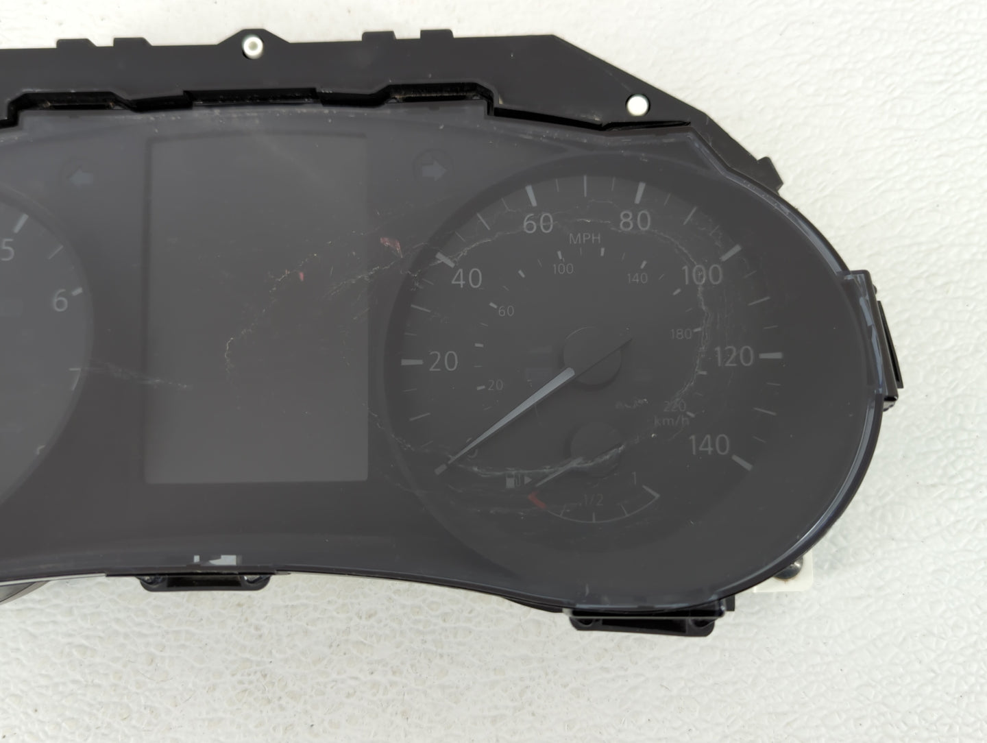 2016 Nissan Rogue Instrument Cluster Speedometer Gauges P/N:6FK6A/OW02 5HA3A/JMG8, 5HA8A/T4QC, 6FK6A/MTEA, 5HA8A/50VX Fits O