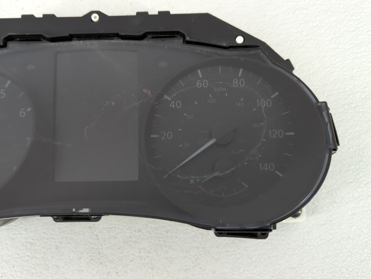 2016 Nissan Rogue Instrument Cluster Speedometer Gauges P/N:6FK6A/OW02 5HA3A/JMG8, 5HA8A/T4QC, 6FK6A/MTEA, 5HA8A/50VX Fits O