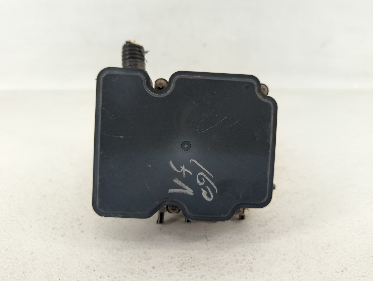 2016 Nissan Rogue ABS Pump Control Module Replacement P/N:47660 6FK2A 47660 2765A Fits OEM Used Auto Parts - Oemusedautopart