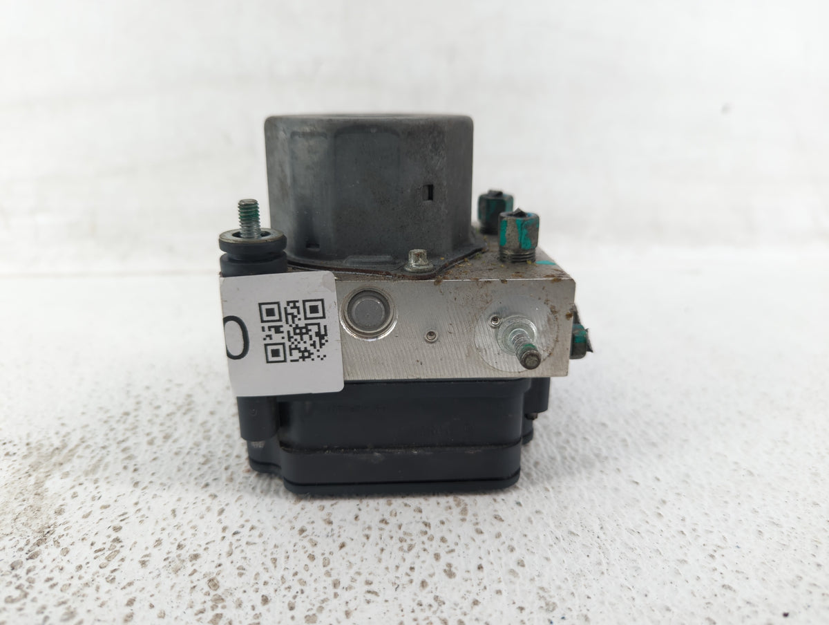 2015-2016 Nissan Rogue Anti-Lock Brake ABS Pump Module Actuator OEM P/N:47660 5HA1A 47660 5HA0A Fits Fits 2015 2016 OEM Used
