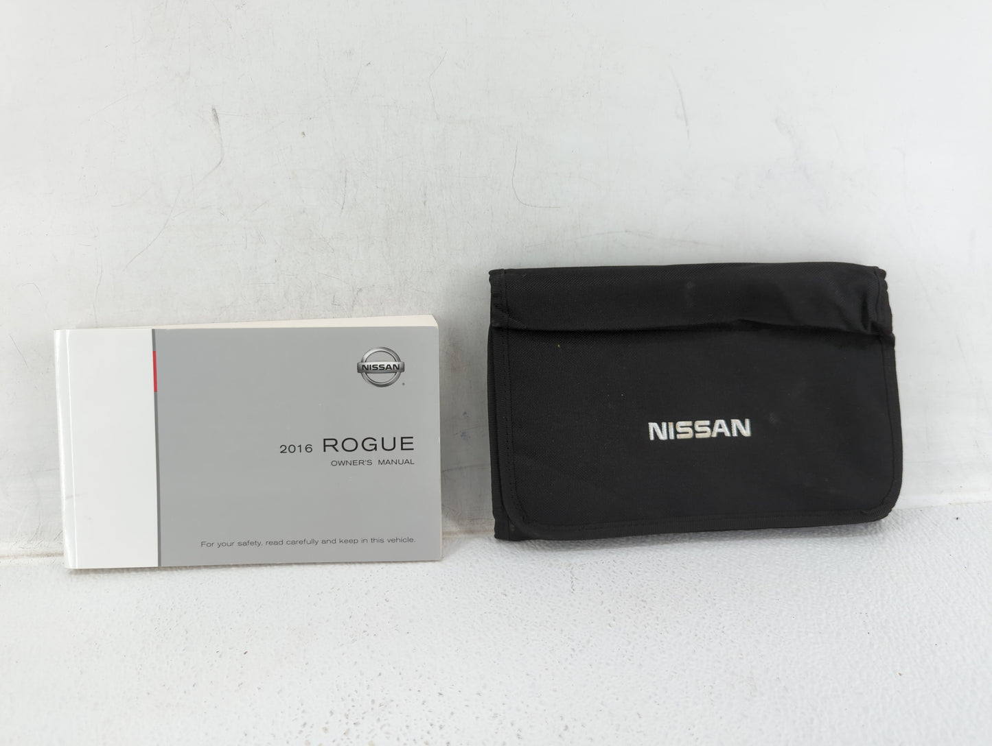 2016 Nissan Rogue Owners Manual Book Guide OEM Used Auto Parts - Oemusedautoparts1.com