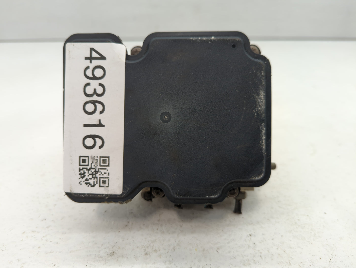 2015-2016 Nissan Rogue ABS Pump Control Module Replacement P/N:47660 5HA1A 47660 5HA0A Fits Fits 2015 2016 OEM Used Auto Par