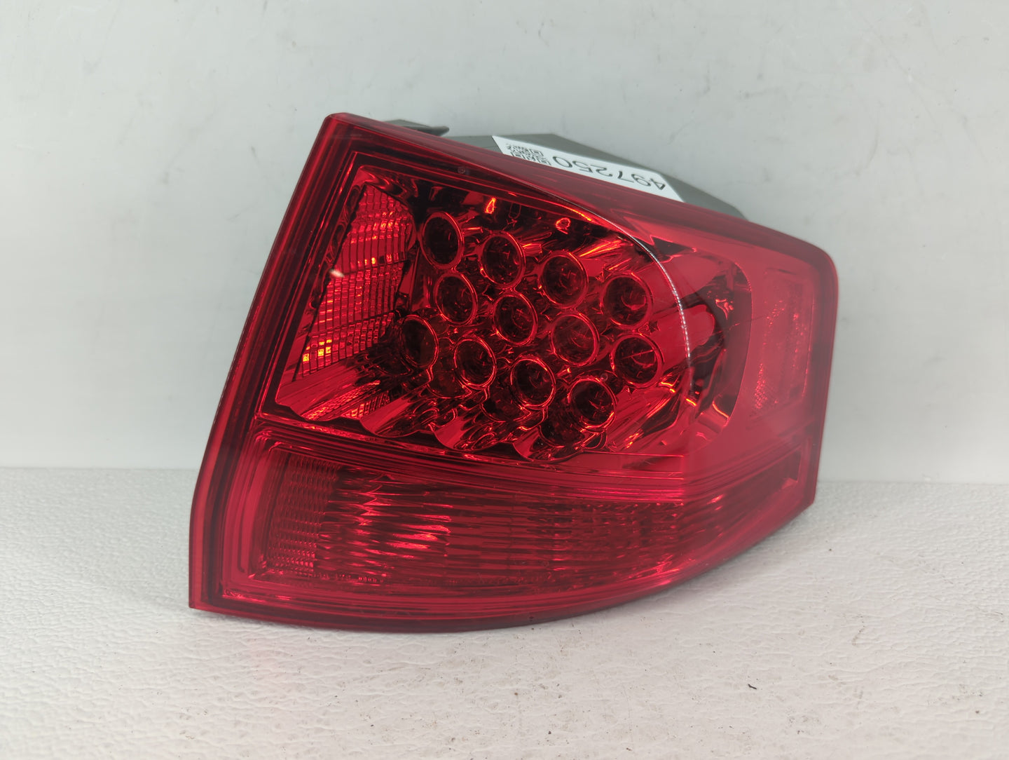 2014-2017 Nissan Rogue Tail Light Assembly Passenger Right OEM P/N:949 476 Fits Fits 2014 2015 2016 2017 OEM Used Auto Parts