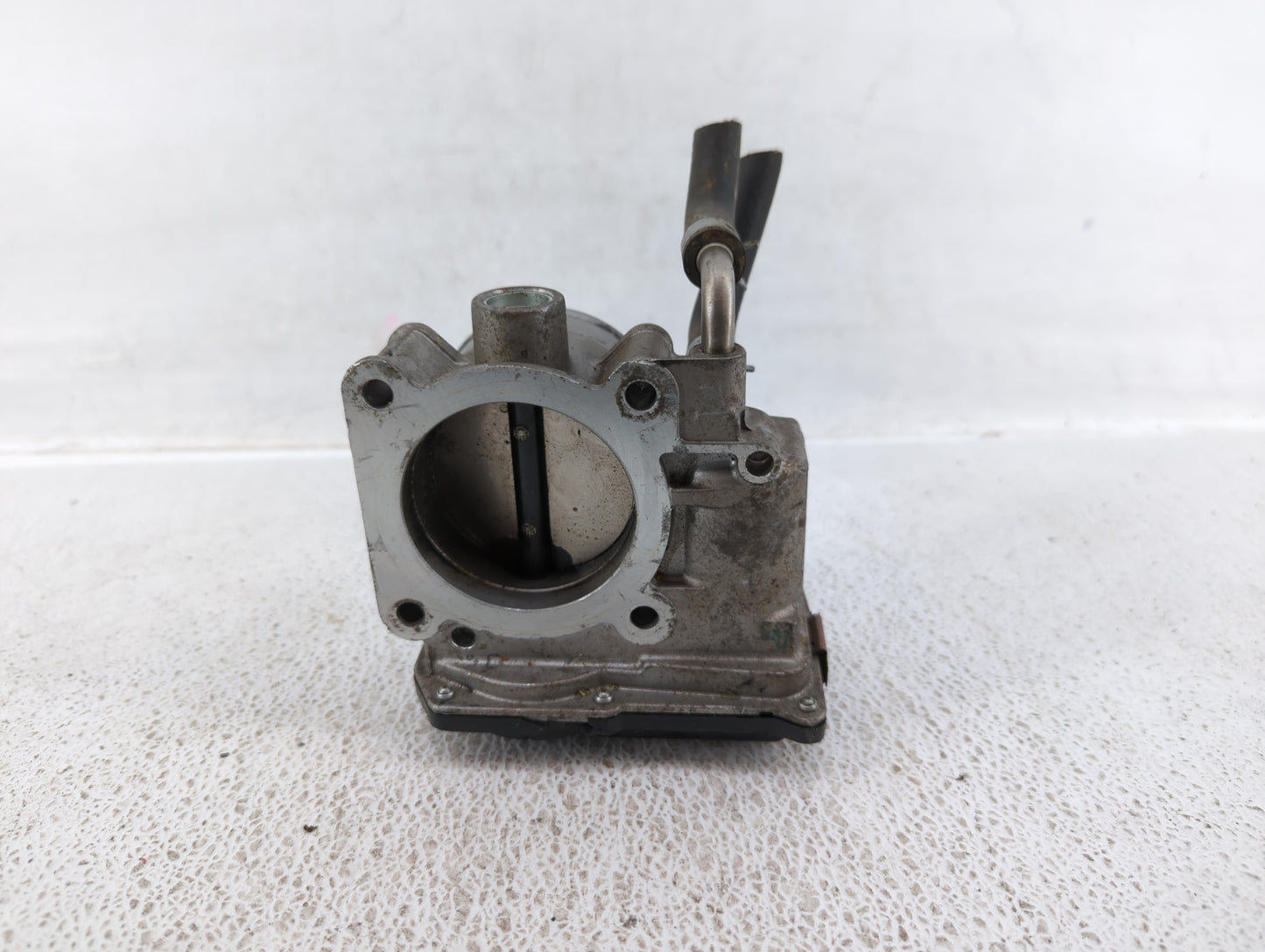 2014-2020 Nissan Rogue Throttle Body P/N:3TA60-01 A Fits Fits 2013 2014 2015 2016 2017 2018 2019 2020 OEM Used Auto Parts - 