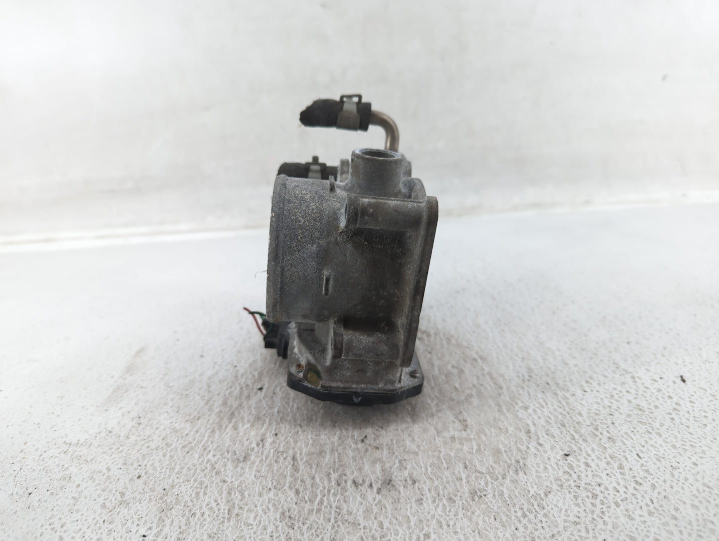 2014-2020 Nissan Rogue Throttle Body P/N:3TA60-01 A Fits Fits 2013 2014 2015 2016 2017 2018 2019 2020 OEM Used Auto Parts - 