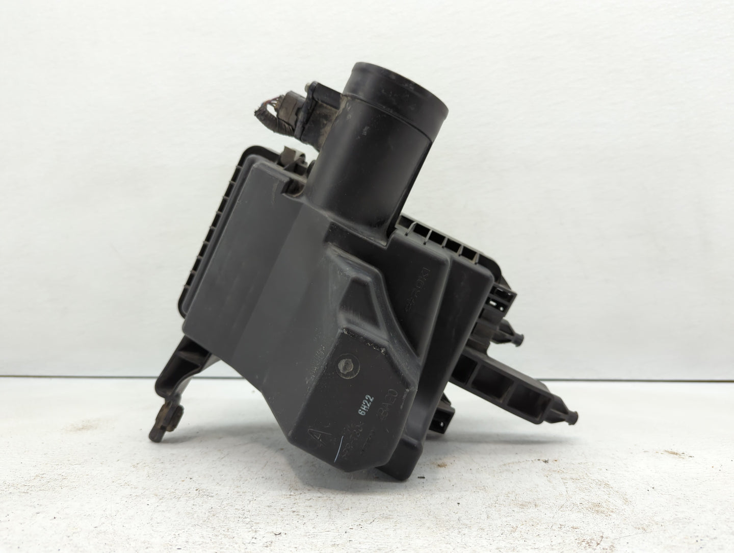 2016 Nissan Rogue Air Cleaner Intake-duct Hose Tube - Oemusedautoparts1.com