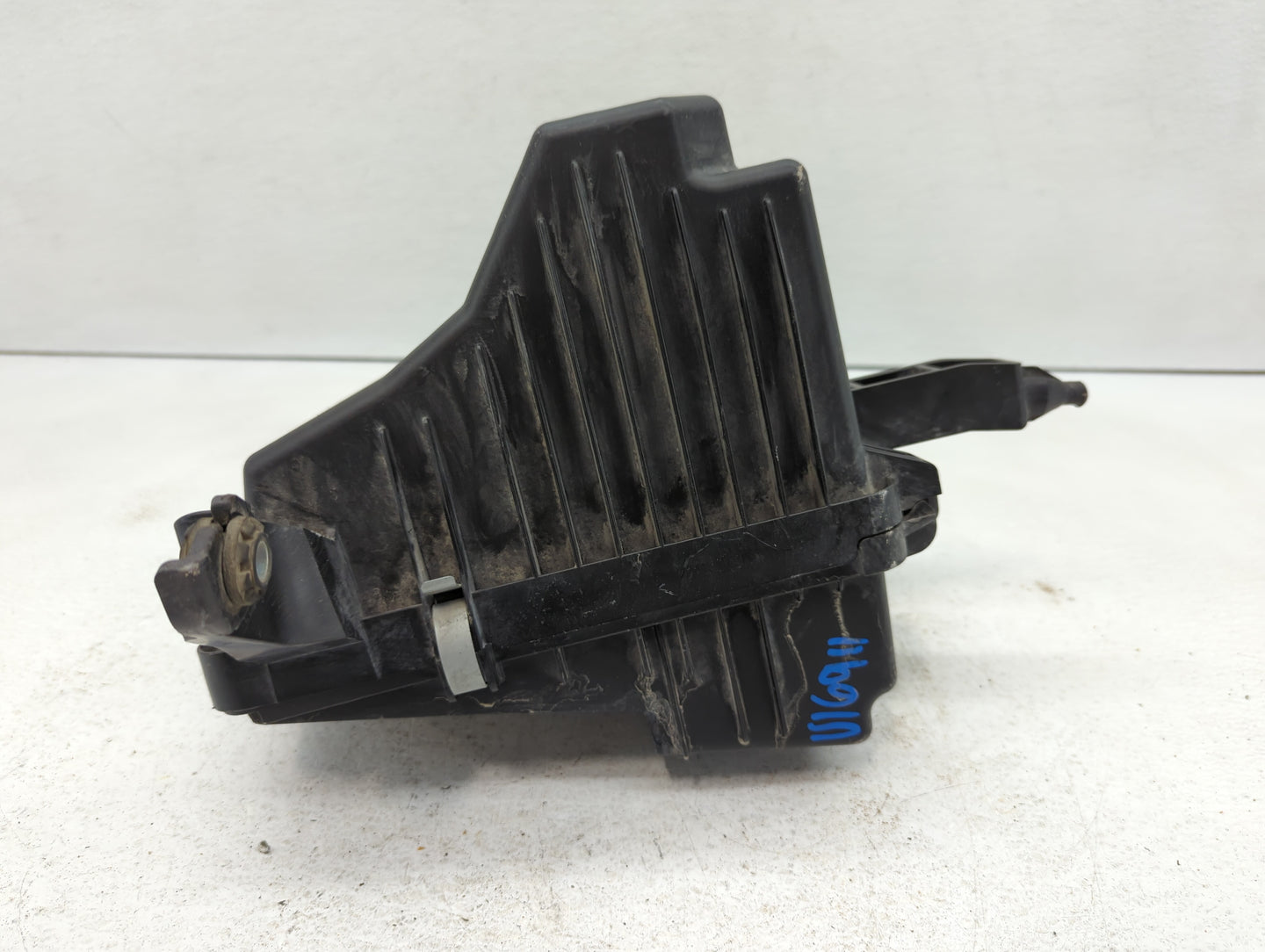2016 Nissan Rogue Air Cleaner Intake-duct Hose Tube - Oemusedautoparts1.com