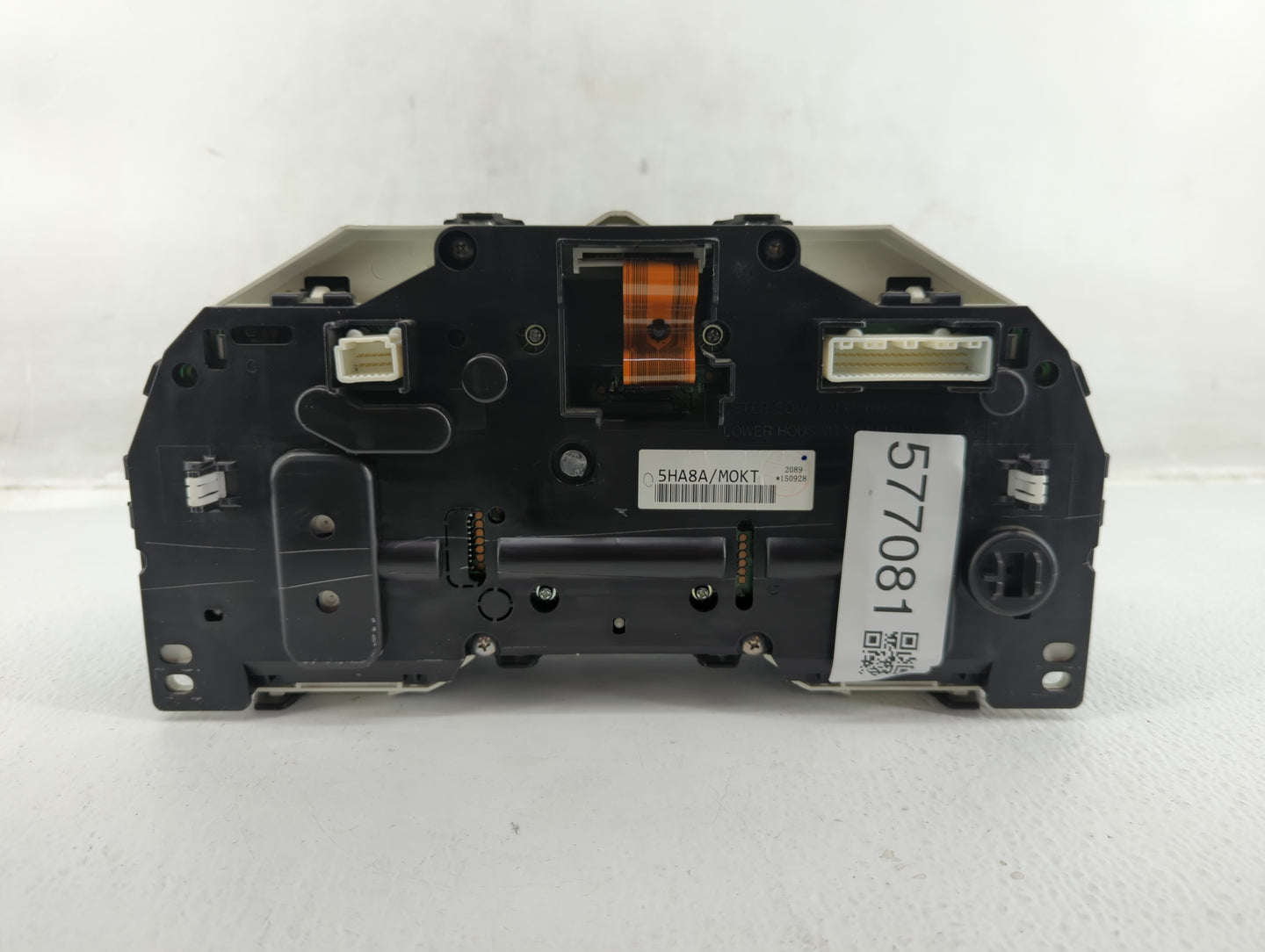 2016 Nissan Rogue Instrument Cluster Speedometer Gauges P/N:5HA8A/M0KT Fits OEM Used Auto Parts - Oemusedautoparts1.com