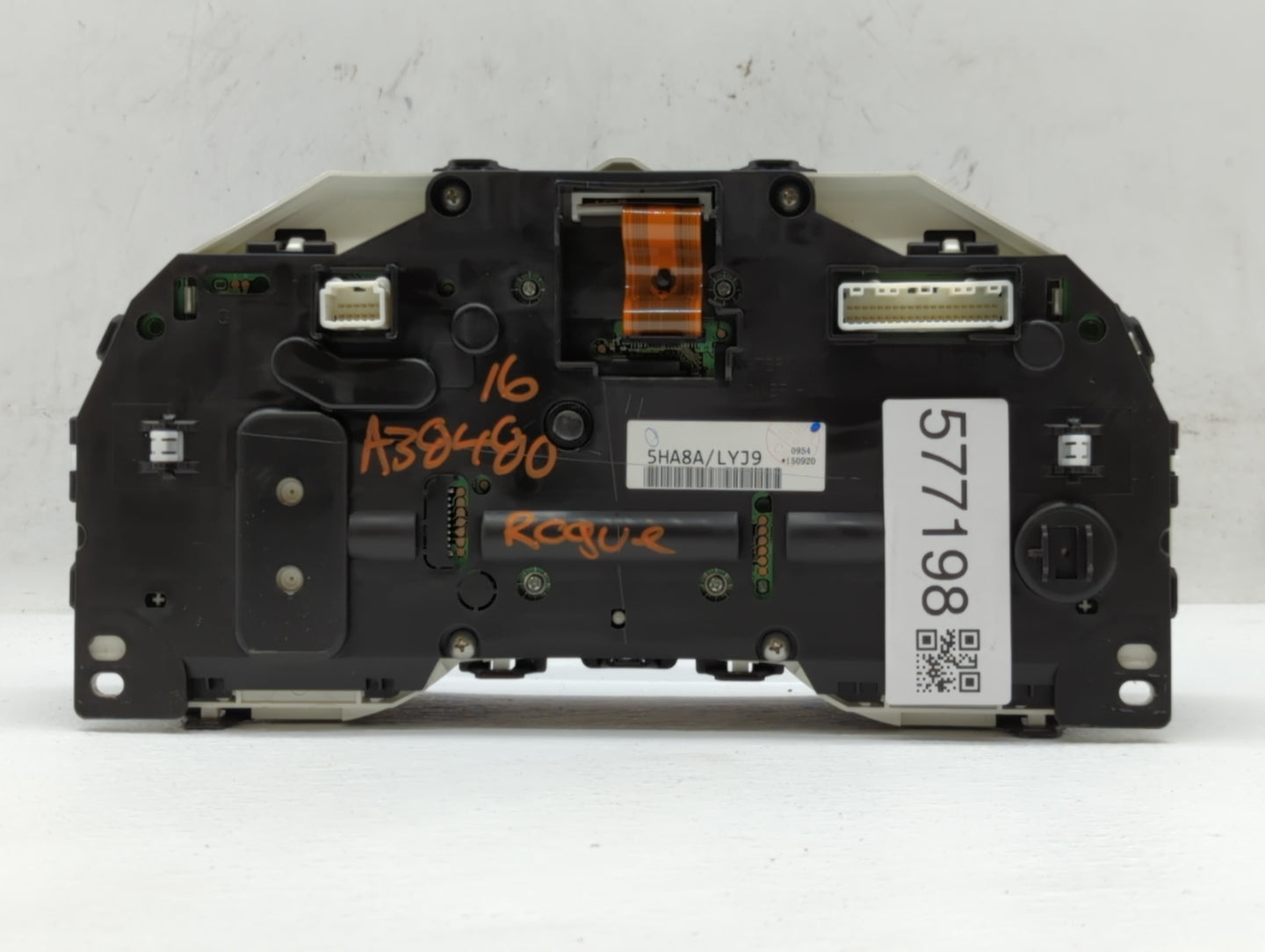 2016 Nissan Rogue Instrument Cluster Speedometer Gauges P/N:LYJ9 5HA8A Fits OEM Used Auto Parts - Oemusedautoparts1.com