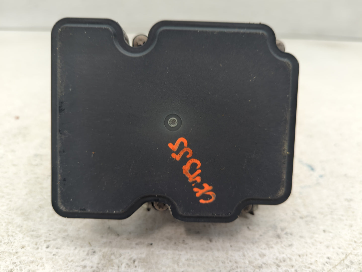 2016 Nissan Rogue ABS Pump Control Module Replacement P/N:47660 9HB0A Fits OEM Used Auto Parts - Oemusedautoparts1.com