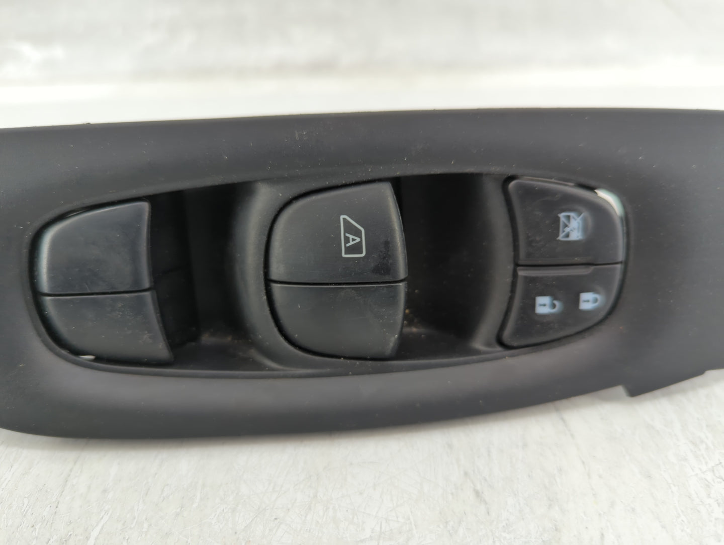 2014-2020 Nissan Rogue Master Power Window Switch Replacement Driver Side Left P/N:A52105 25401 4BA5A Fits OEM Used Auto Par