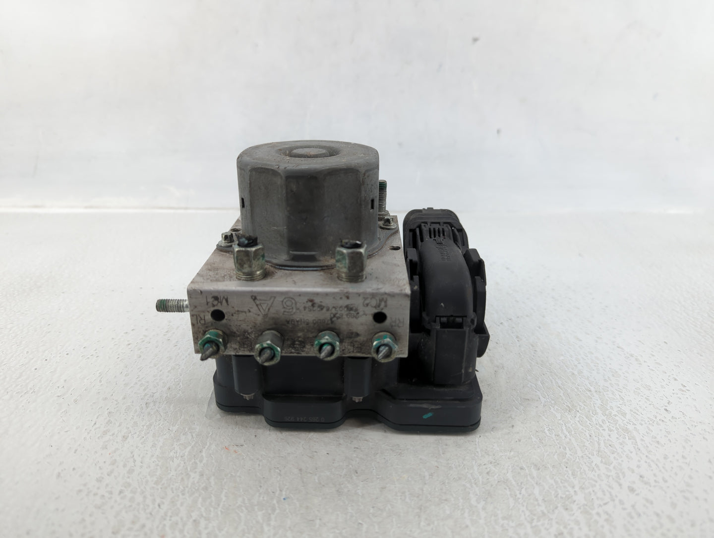 2015-2016 Nissan Rogue ABS Pump Control Module Replacement P/N:47660 5HA0A Fits Fits 2015 2016 OEM Used Auto Parts - Oemused