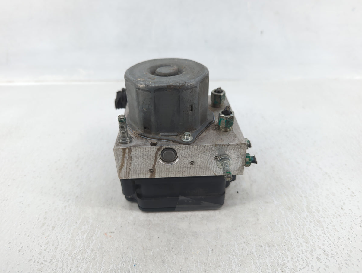 2015-2016 Nissan Rogue Anti-Lock Brake ABS Pump Module Actuator OEM P/N:47660 5HA0A Fits Fits 2015 2016 OEM Used Auto Parts 