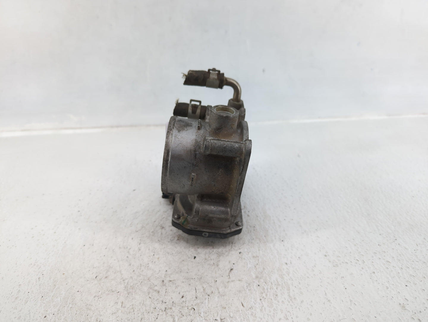 2014-2020 Nissan Rogue Throttle Body P/N:3TA60-01 A Fits Fits 2013 2014 2015 2016 2017 2018 2019 2020 OEM Used Auto Parts - 