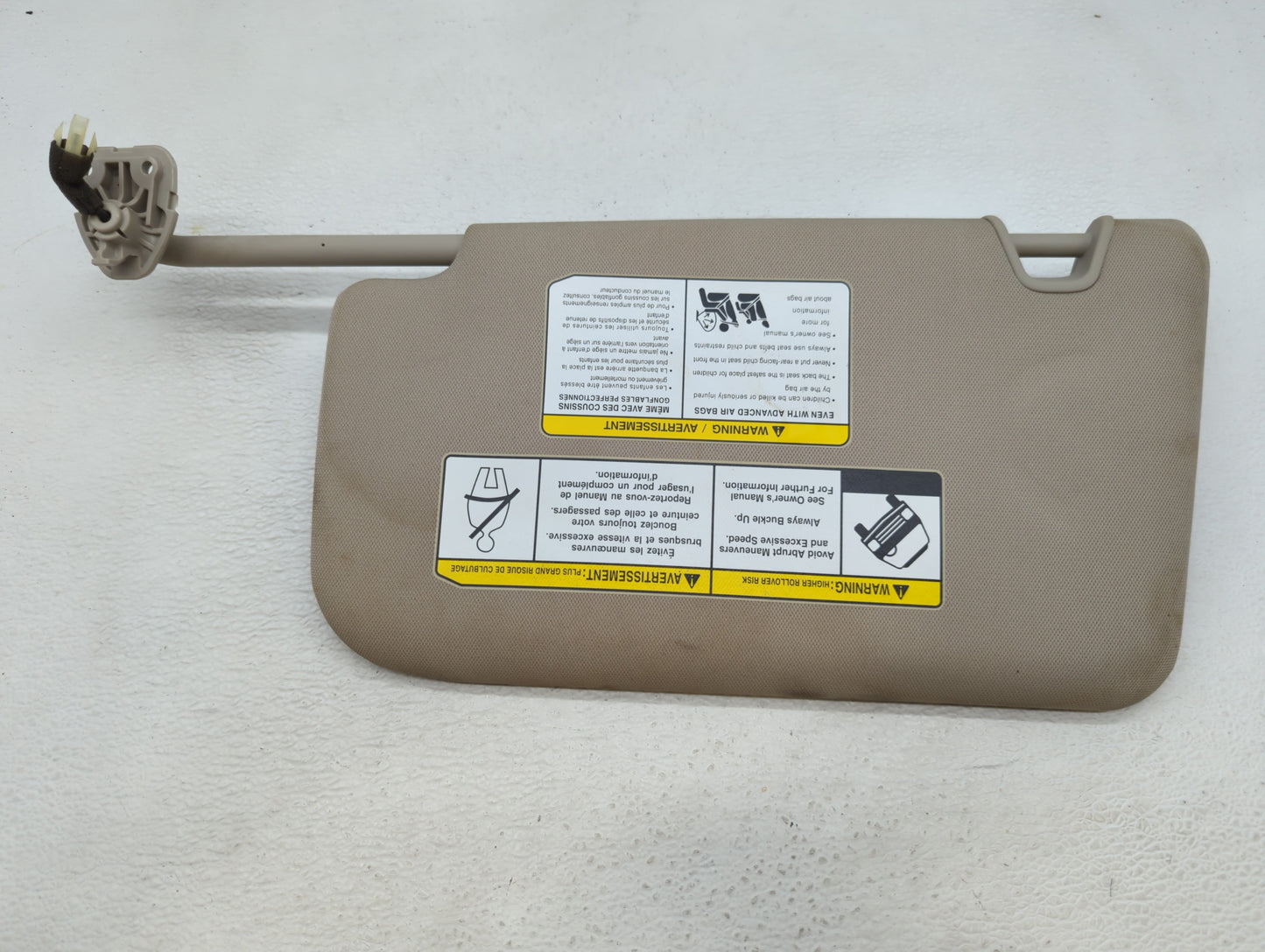 2014-2017 Nissan Rogue Sun Visor Shade Replacement Passenger Right Mirror Fits Fits 2014 2015 2016 2017 OEM Used Auto Parts 