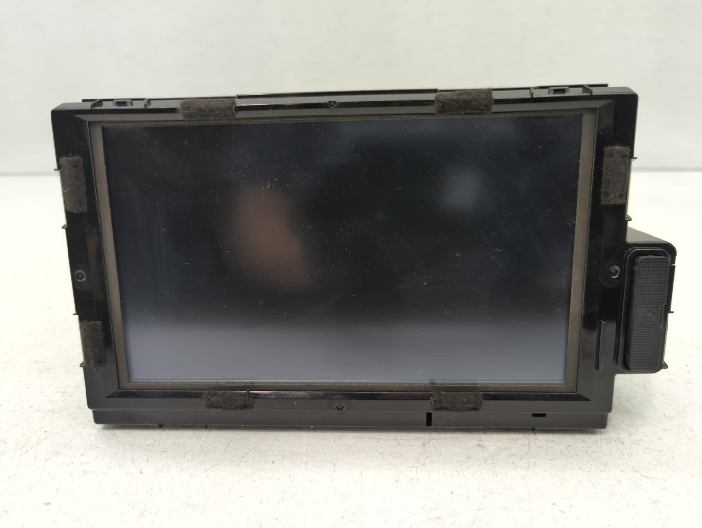 2015-2016 Nissan Rogue Radio AM FM Cd Player Receiver Replacement P/N:96560-D5400WK Fits Fits 2015 2016 OEM Used Auto Parts 