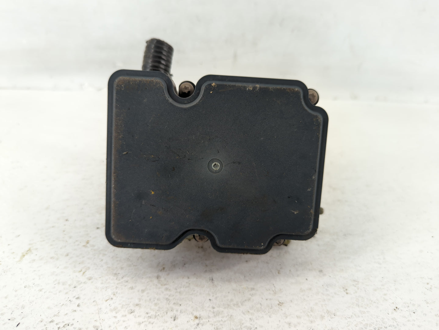 2016 Nissan Rogue ABS Pump Control Module Replacement P/N:47660 9TB0B Fits OEM Used Auto Parts - Oemusedautoparts1.com