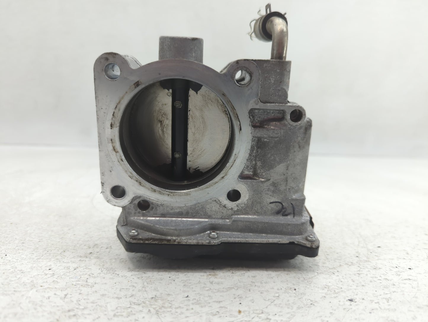 2014-2020 Nissan Rogue Throttle Body P/N:02261 3TA60-01 Fits Fits 2013 2014 2015 2016 2017 2018 2019 2020 OEM Used Auto Part