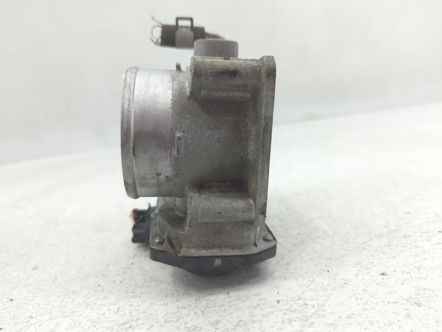 2014-2020 Nissan Rogue Throttle Body P/N:02261 3TA60-01 Fits Fits 2013 2014 2015 2016 2017 2018 2019 2020 OEM Used Auto Part