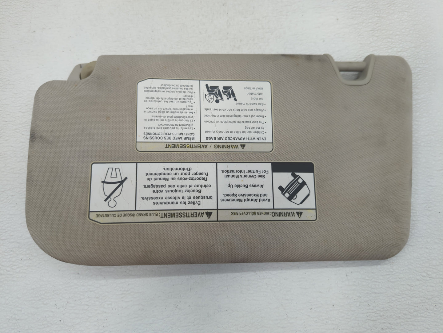 2014-2017 Nissan Rogue Sun Visor Shade Replacement Passenger Right Mirror Fits Fits 2014 2015 2016 2017 OEM Used Auto Parts 