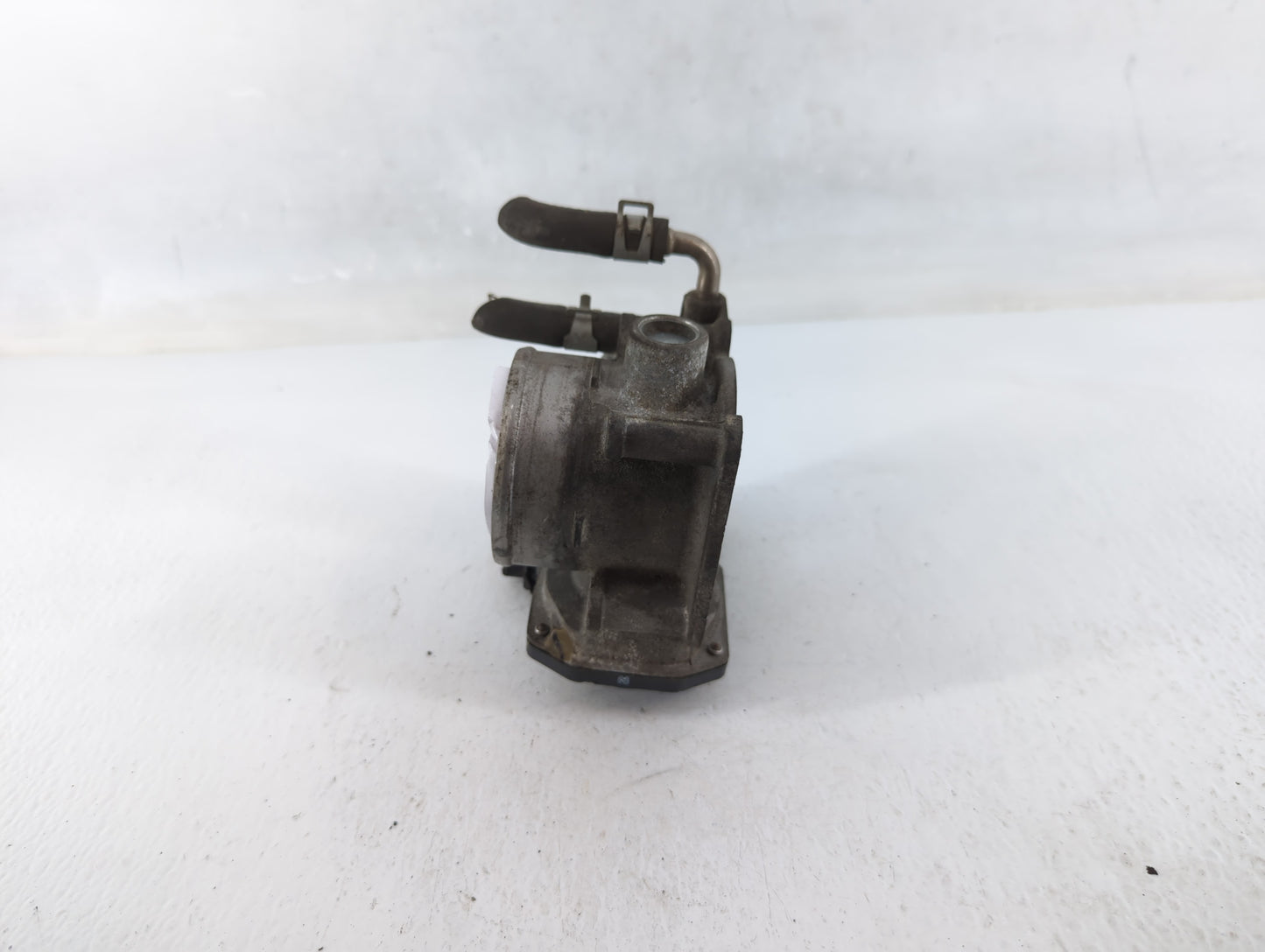 2014-2020 Nissan Rogue Throttle Body P/N:3TA60-01 A Fits Fits 2013 2014 2015 2016 2017 2018 2019 2020 OEM Used Auto Parts - 