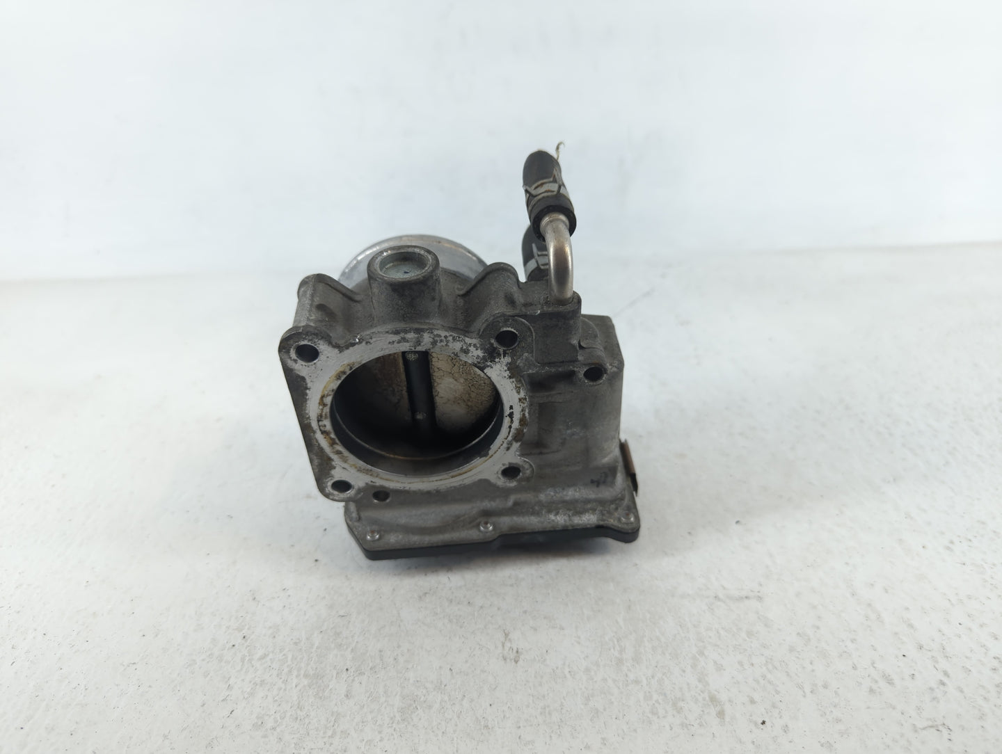 2014-2020 Nissan Rogue Throttle Body P/N:5F27 3TA60-01 A Fits Fits 2013 2014 2015 2016 2017 2018 2019 2020 OEM Used Auto Par